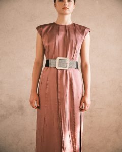 Dámský opasek s přezkou