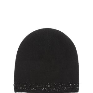 Dámská zimní čepice s kamínkami