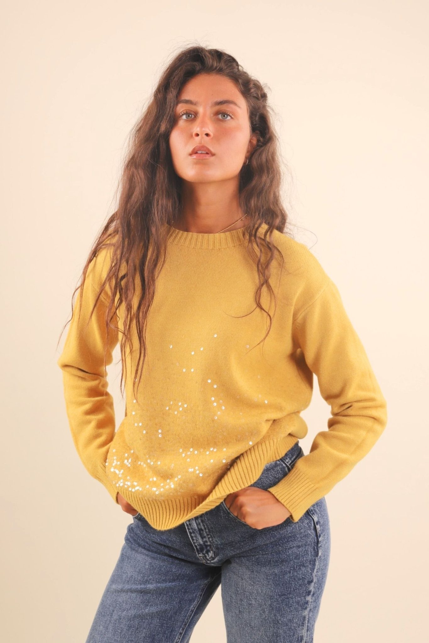 Dámský svetr s flitry