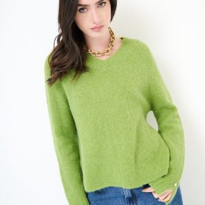 Svetr s výstřihem do V